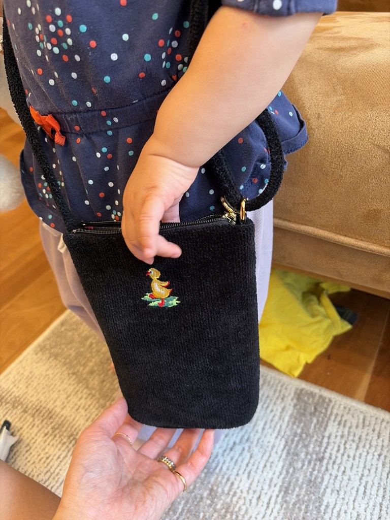 ハイジ ミニショルダーバッグ HE-260295（WEB限定）(ブラック): FEILER