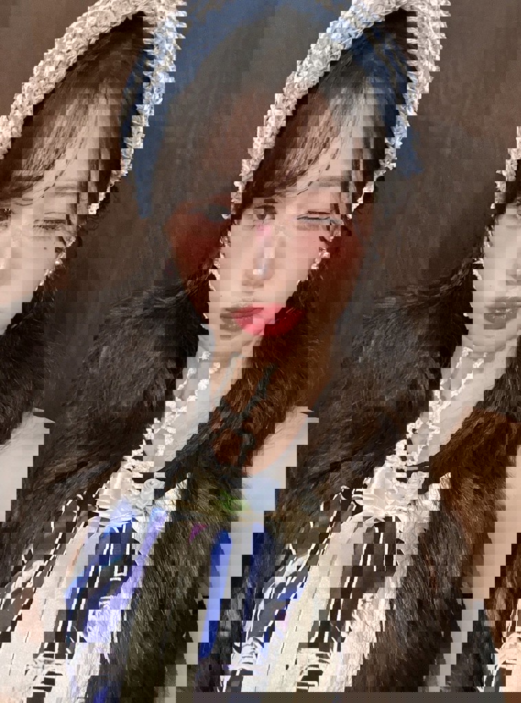 м