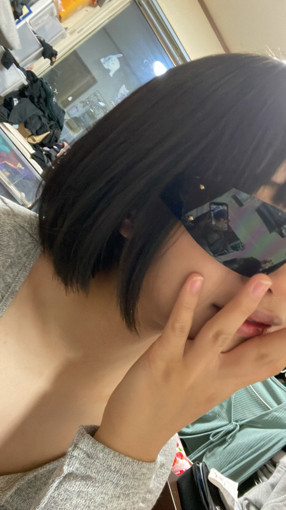 み