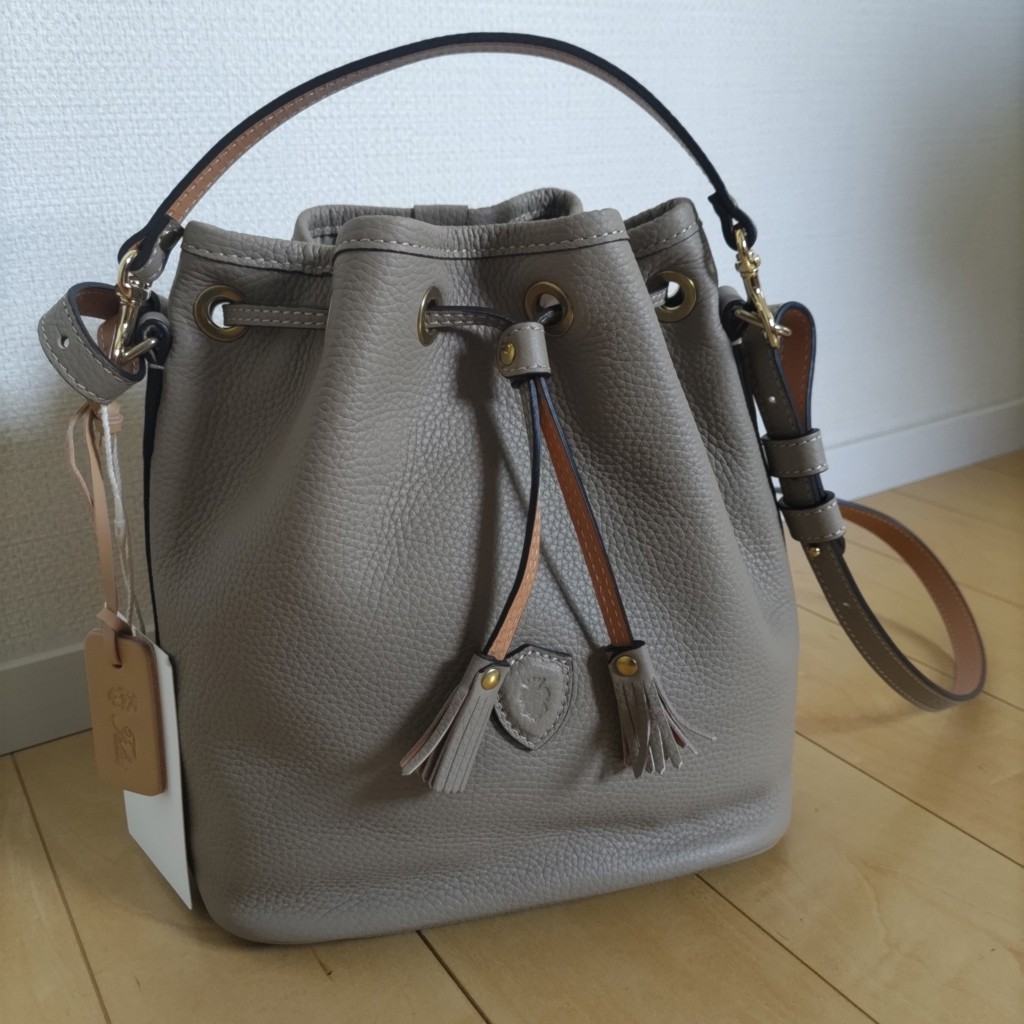【ALDO】輝くラインストーン☆Felisiax〇2way☆ハンドバッグ ALDO】輝くラインストーン☆Luzx☆トップハンドル2wayバッグ