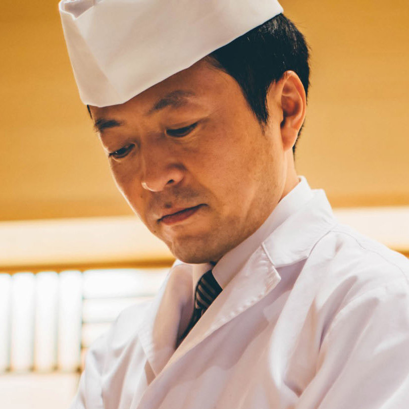 スタッフ名