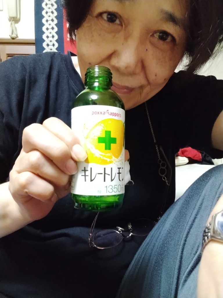 ひとみさん